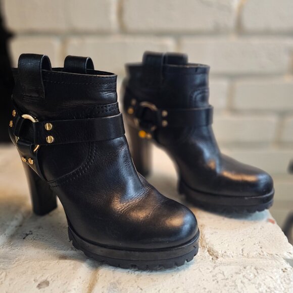 Tory Burch Rina Booties - Picture 5 of 8